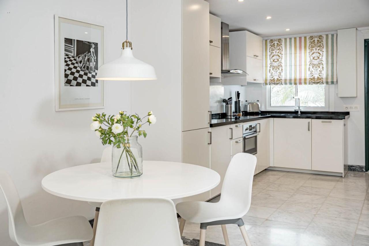 Contemporary 2br Apt With Terrace In Nueva Andalucia 'the Golf Valley' Apartemen